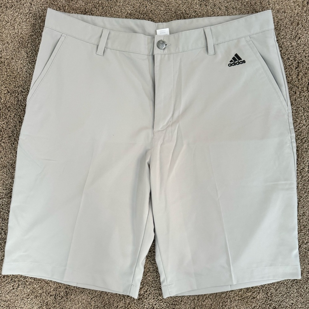 Men’s Adidas golf shorts
